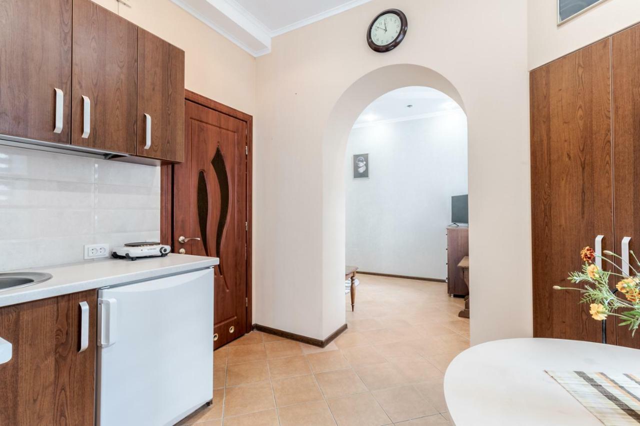 Comfortable Apartment On Franko Львів Екстер'єр фото